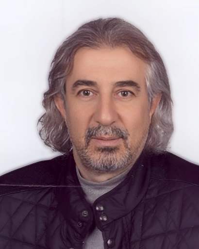 Prof. Dr. Yücel Erol portresi